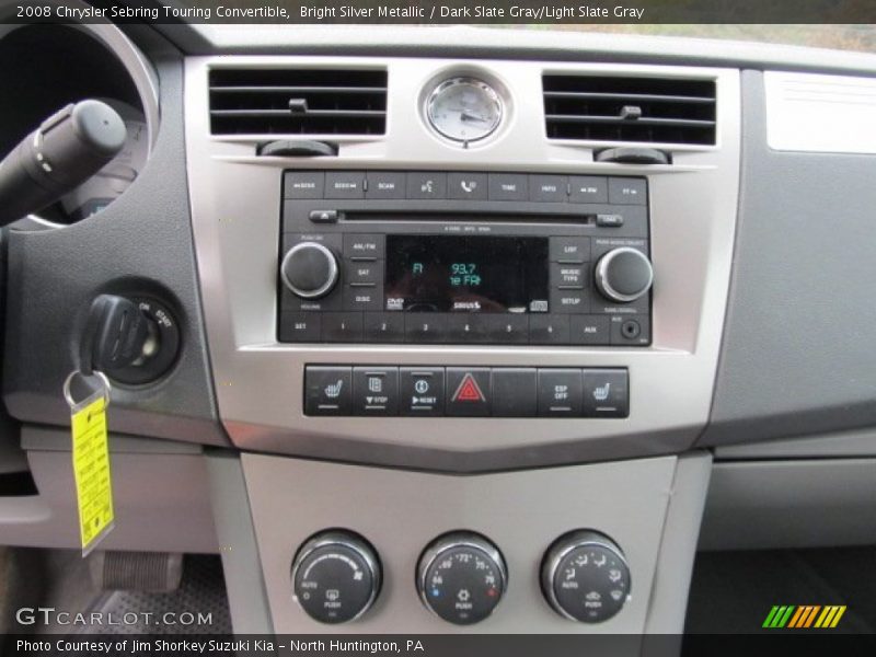 Controls of 2008 Sebring Touring Convertible