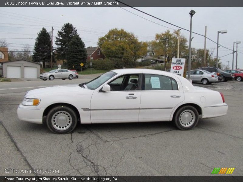 Vibrant White / Light Graphite 2001 Lincoln Town Car Executive