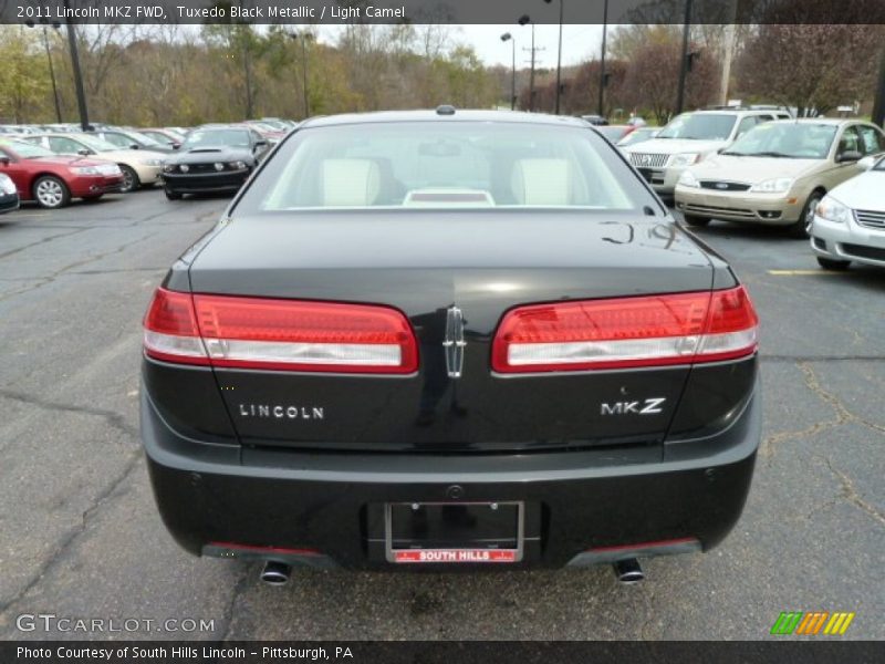 Tuxedo Black Metallic / Light Camel 2011 Lincoln MKZ FWD
