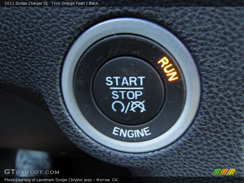 Toxic Orange Pearl / Black 2011 Dodge Charger SE