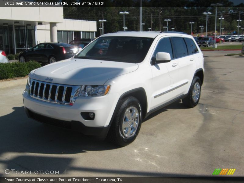 Stone White / Black 2011 Jeep Grand Cherokee Laredo