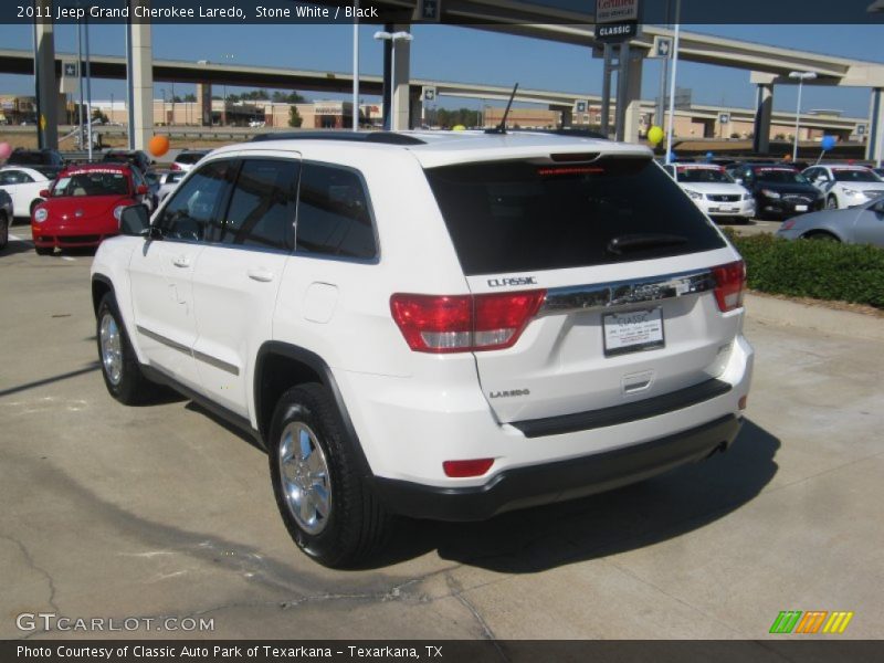 Stone White / Black 2011 Jeep Grand Cherokee Laredo