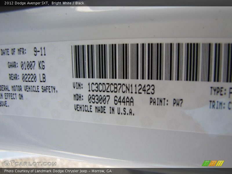 Bright White / Black 2012 Dodge Avenger SXT