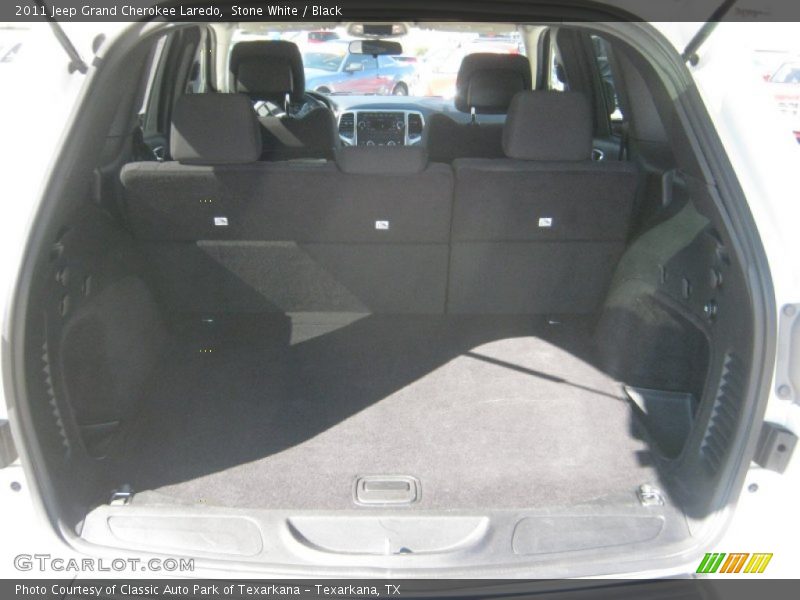 Stone White / Black 2011 Jeep Grand Cherokee Laredo