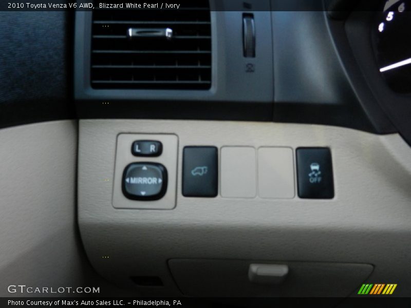 Blizzard White Pearl / Ivory 2010 Toyota Venza V6 AWD