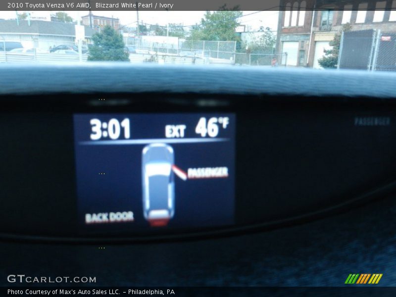 Blizzard White Pearl / Ivory 2010 Toyota Venza V6 AWD