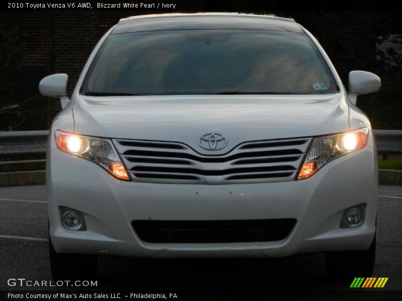 Blizzard White Pearl / Ivory 2010 Toyota Venza V6 AWD
