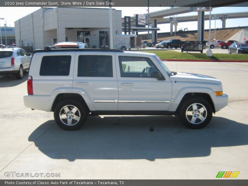 Stone White / Dark Slate Gray 2010 Jeep Commander Sport
