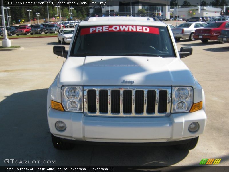 Stone White / Dark Slate Gray 2010 Jeep Commander Sport