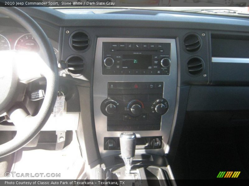 Stone White / Dark Slate Gray 2010 Jeep Commander Sport