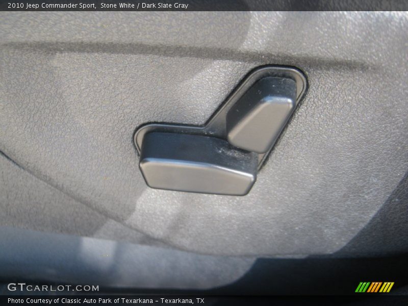 Stone White / Dark Slate Gray 2010 Jeep Commander Sport