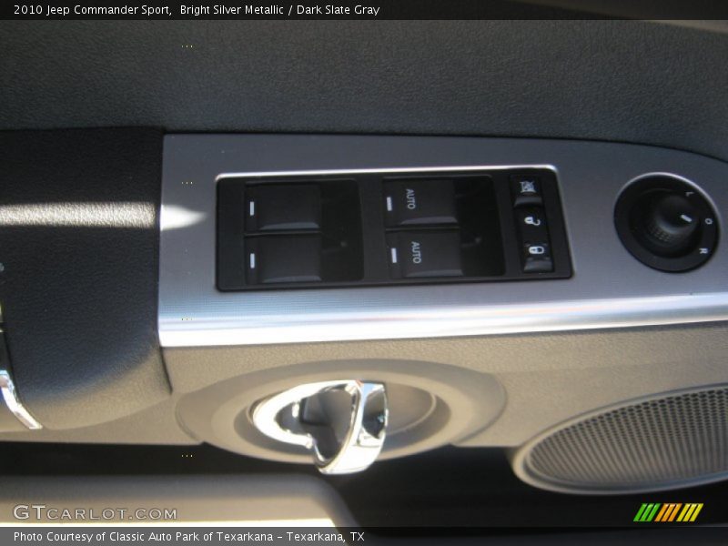 Bright Silver Metallic / Dark Slate Gray 2010 Jeep Commander Sport