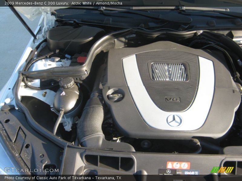 Arctic White / Almond/Mocha 2009 Mercedes-Benz C 300 Luxury