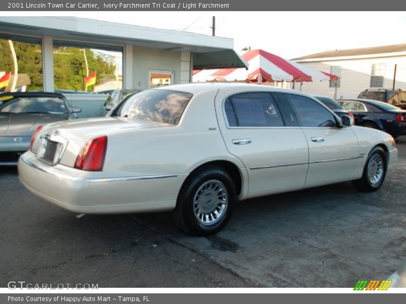  2001 Town Car Cartier Ivory Parchment Tri Coat