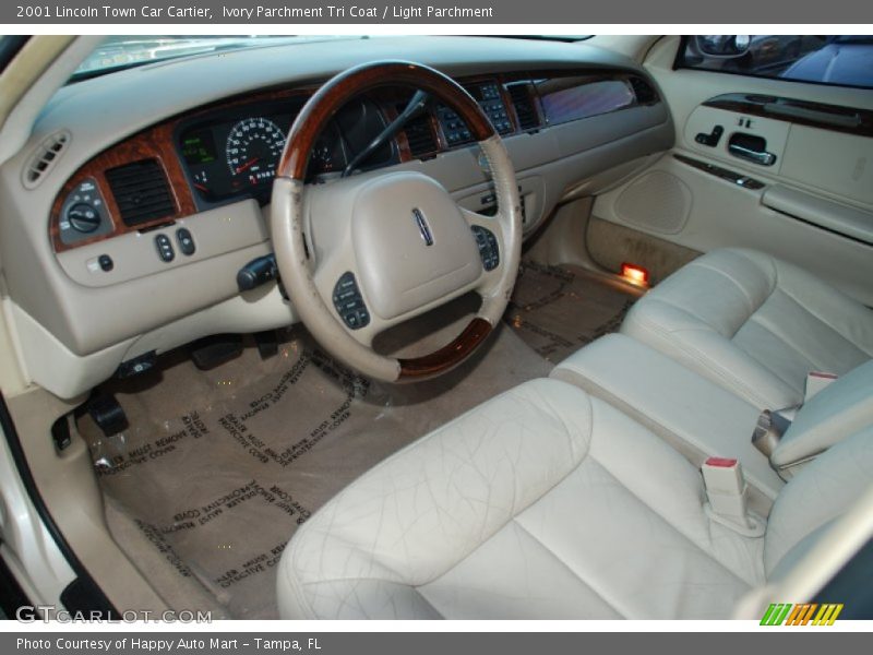 Light Parchment Interior - 2001 Town Car Cartier 