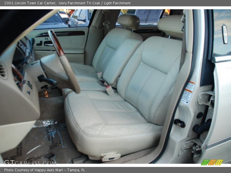  2001 Town Car Cartier Light Parchment Interior