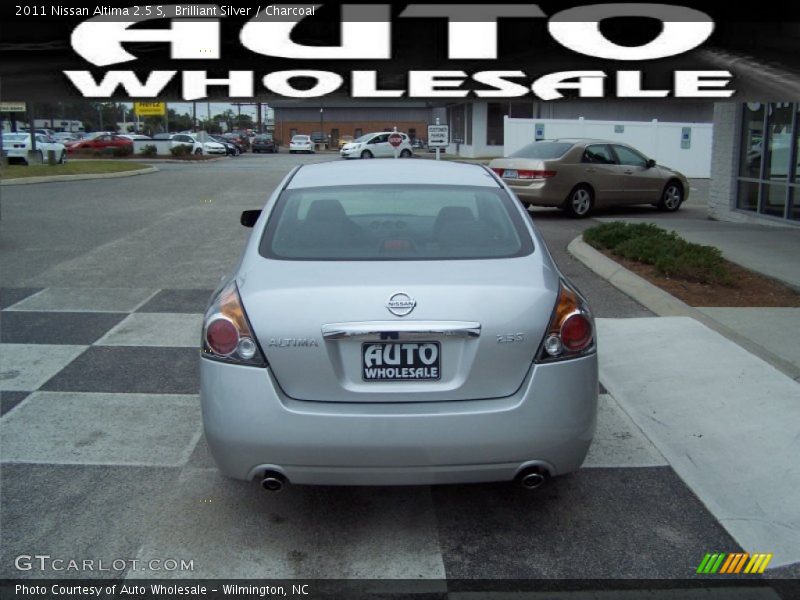 Brilliant Silver / Charcoal 2011 Nissan Altima 2.5 S