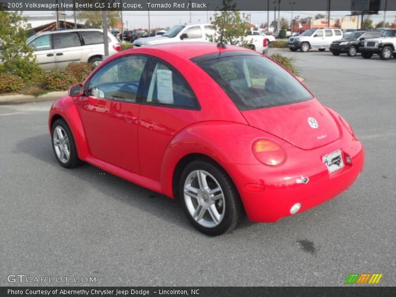 Tornado Red / Black 2005 Volkswagen New Beetle GLS 1.8T Coupe