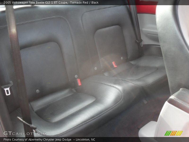 Tornado Red / Black 2005 Volkswagen New Beetle GLS 1.8T Coupe