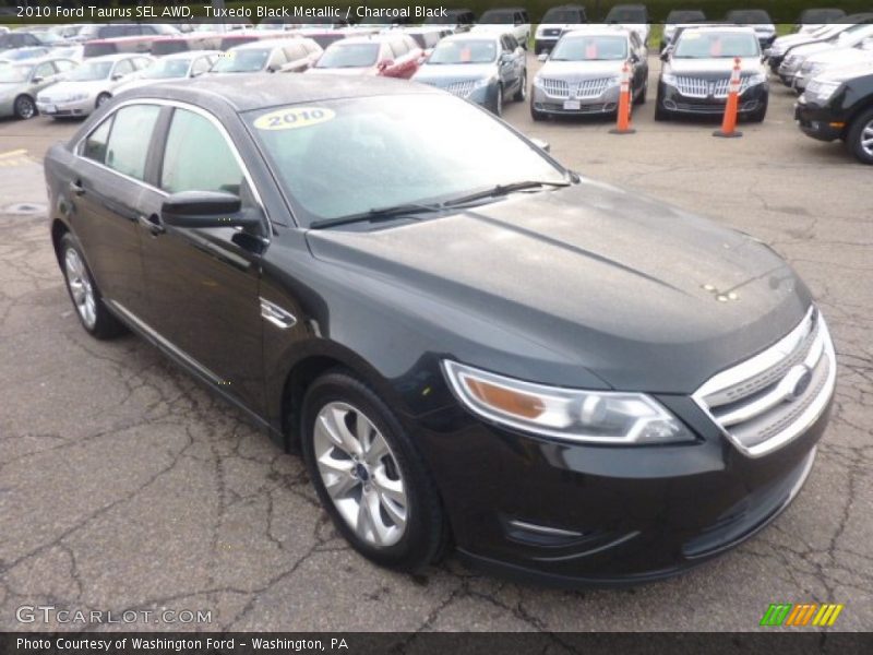 Tuxedo Black Metallic / Charcoal Black 2010 Ford Taurus SEL AWD