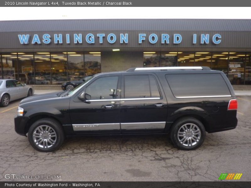 Tuxedo Black Metallic / Charcoal Black 2010 Lincoln Navigator L 4x4