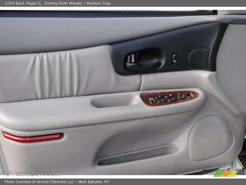 Sterling Silver Metallic / Medium Gray 2004 Buick Regal LS