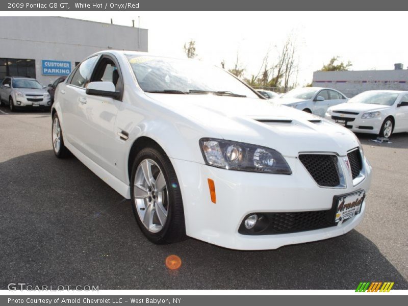 Front 3/4 View of 2009 G8 GT