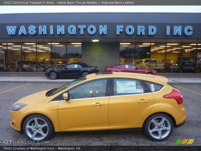Yellow Blaze Tricoat Metallic / Charcoal Black Leather 2012 Ford Focus Titanium 5-Door