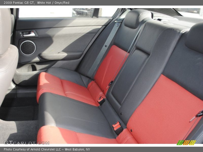 White Hot / Onyx/Red 2009 Pontiac G8 GT