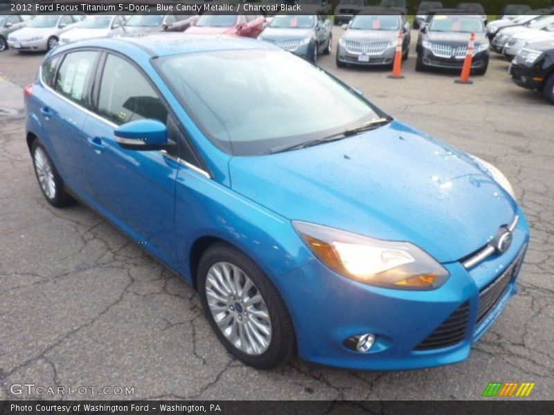 Front 3/4 View of 2012 Focus Titanium 5-Door