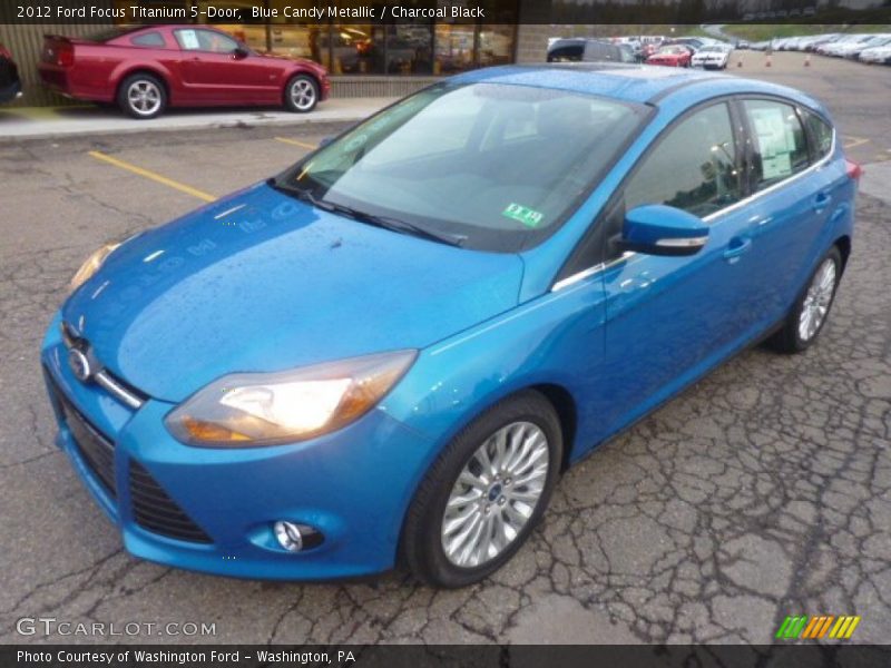 Front 3/4 View of 2012 Focus Titanium 5-Door