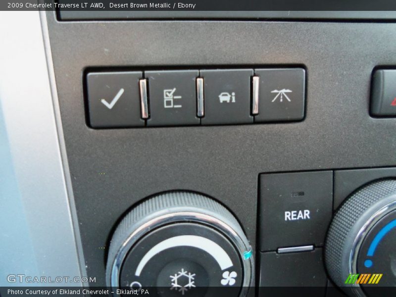 Desert Brown Metallic / Ebony 2009 Chevrolet Traverse LT AWD