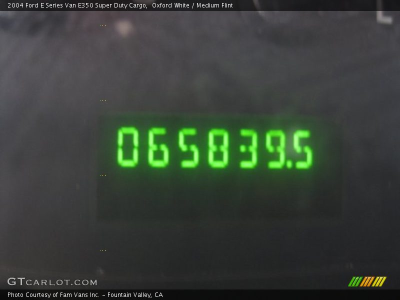 Oxford White / Medium Flint 2004 Ford E Series Van E350 Super Duty Cargo