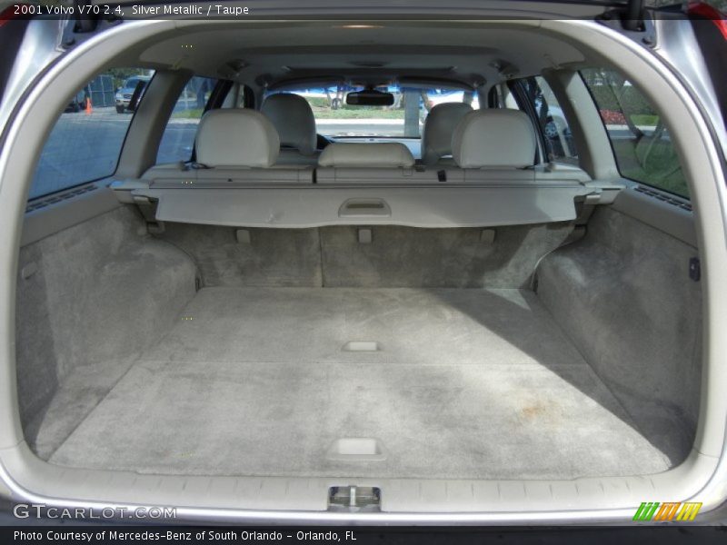  2001 V70 2.4 Trunk