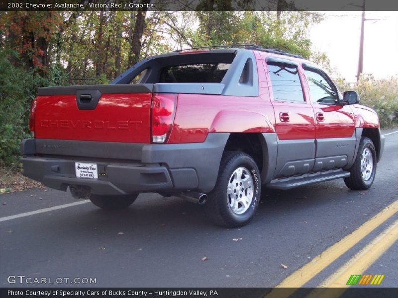 Victory Red / Graphite 2002 Chevrolet Avalanche