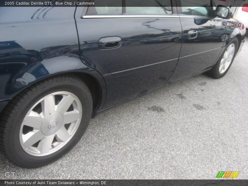 Blue Chip / Cashmere 2005 Cadillac DeVille DTS