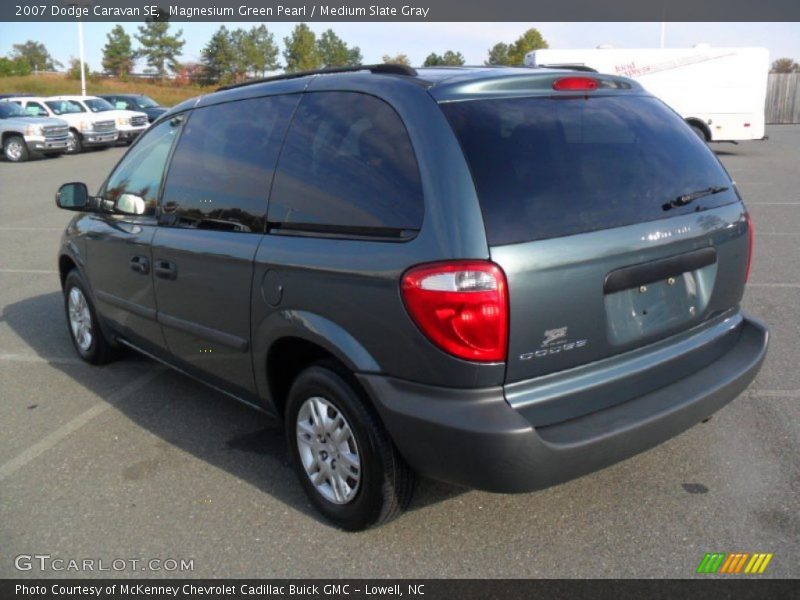 Magnesium Green Pearl / Medium Slate Gray 2007 Dodge Caravan SE