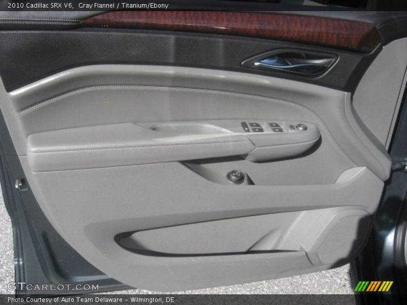 Gray Flannel / Titanium/Ebony 2010 Cadillac SRX V6