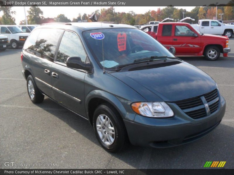 Magnesium Green Pearl / Medium Slate Gray 2007 Dodge Caravan SE
