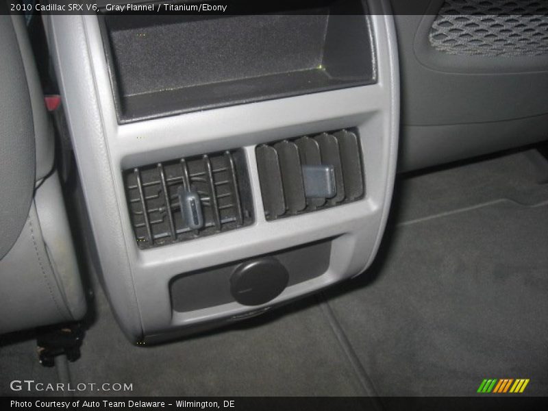 Gray Flannel / Titanium/Ebony 2010 Cadillac SRX V6