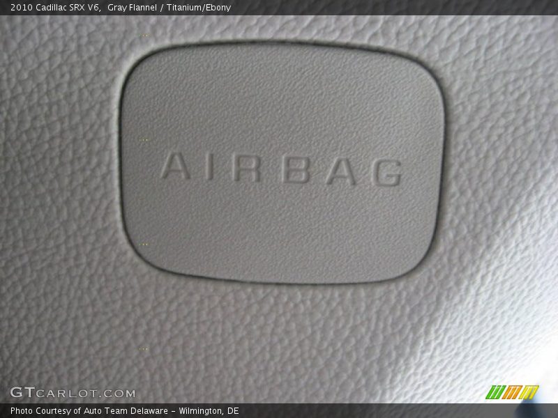 Gray Flannel / Titanium/Ebony 2010 Cadillac SRX V6