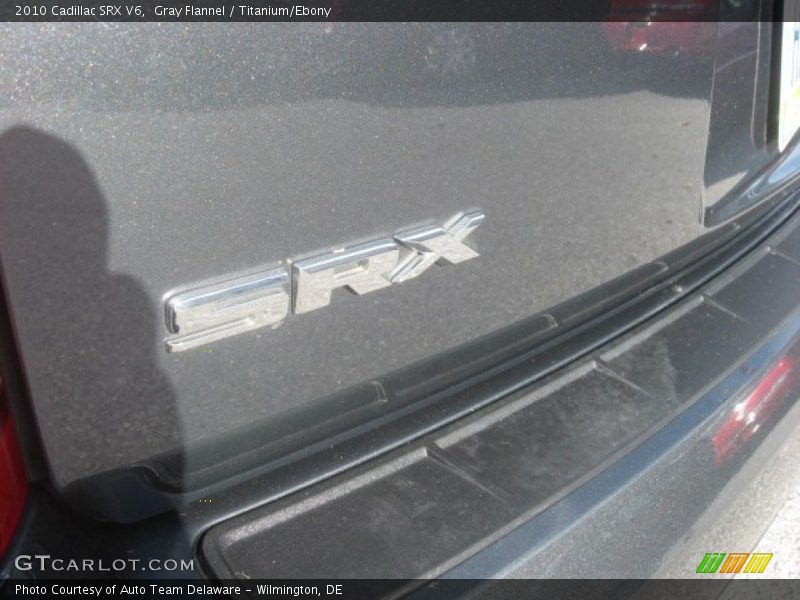 Gray Flannel / Titanium/Ebony 2010 Cadillac SRX V6