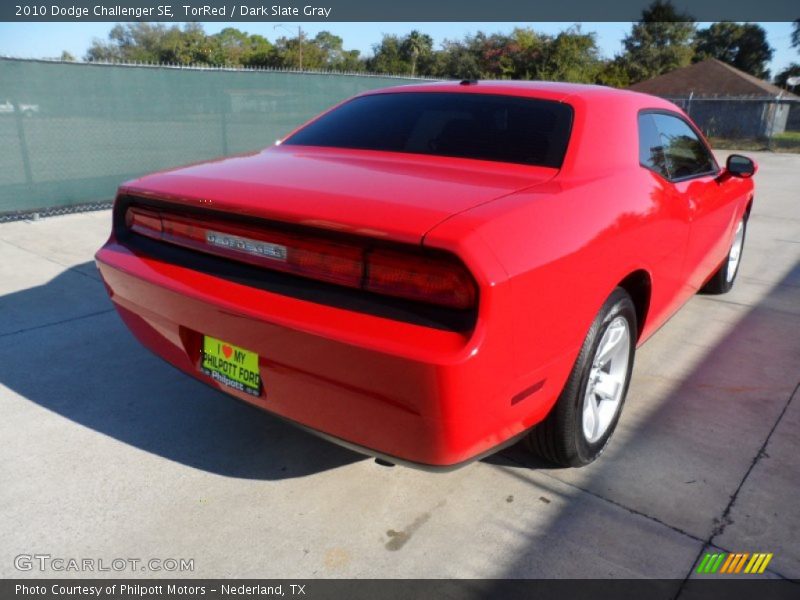 TorRed / Dark Slate Gray 2010 Dodge Challenger SE