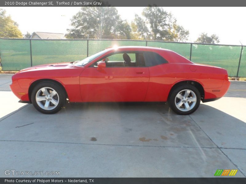 TorRed / Dark Slate Gray 2010 Dodge Challenger SE