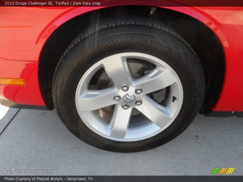 TorRed / Dark Slate Gray 2010 Dodge Challenger SE