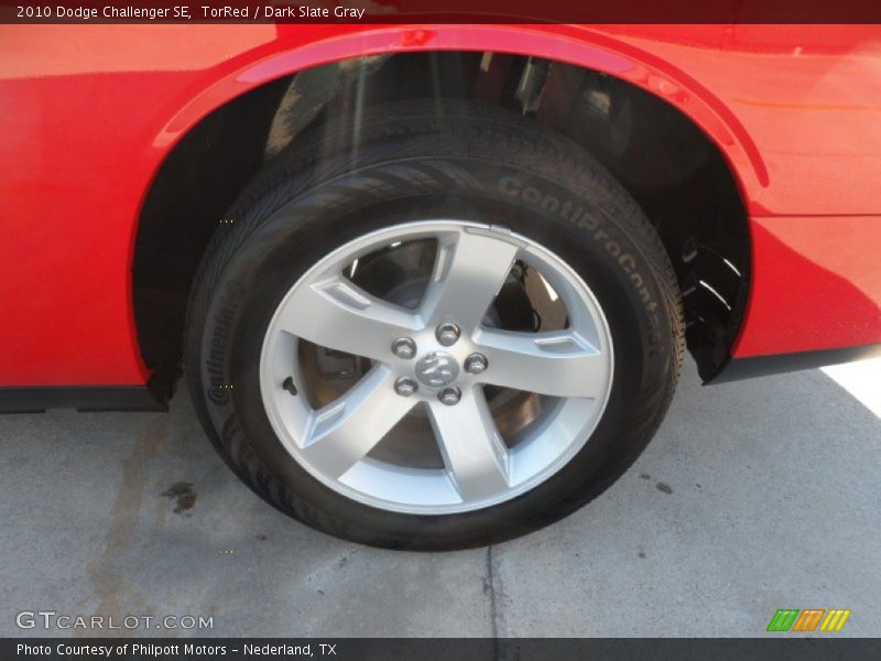 TorRed / Dark Slate Gray 2010 Dodge Challenger SE