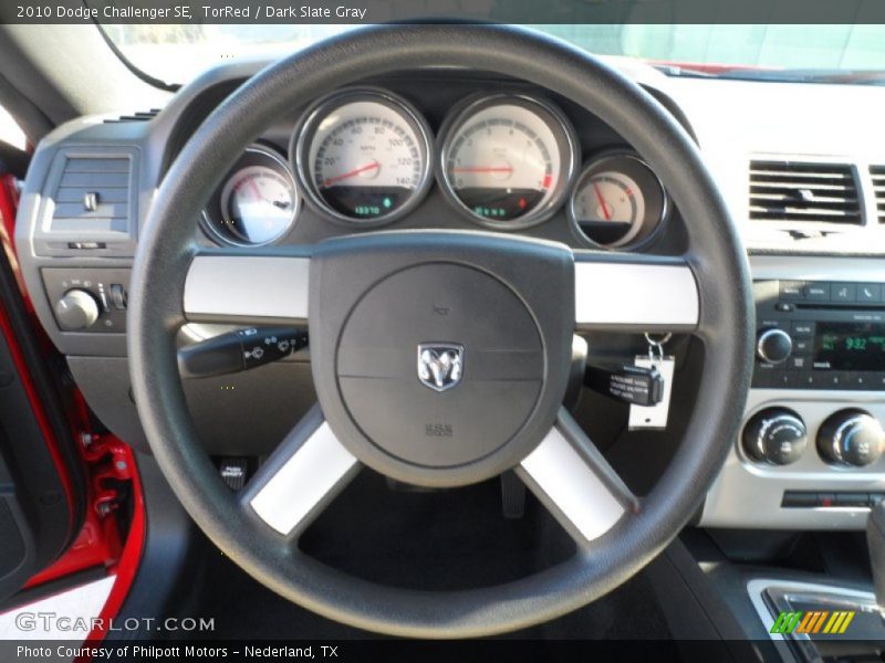 TorRed / Dark Slate Gray 2010 Dodge Challenger SE