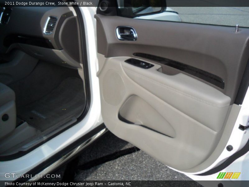 Stone White / Black 2011 Dodge Durango Crew
