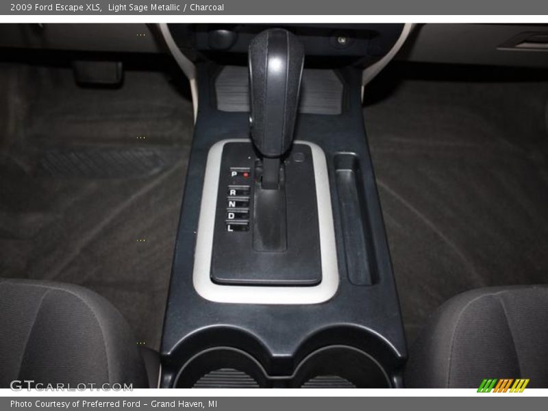 Light Sage Metallic / Charcoal 2009 Ford Escape XLS