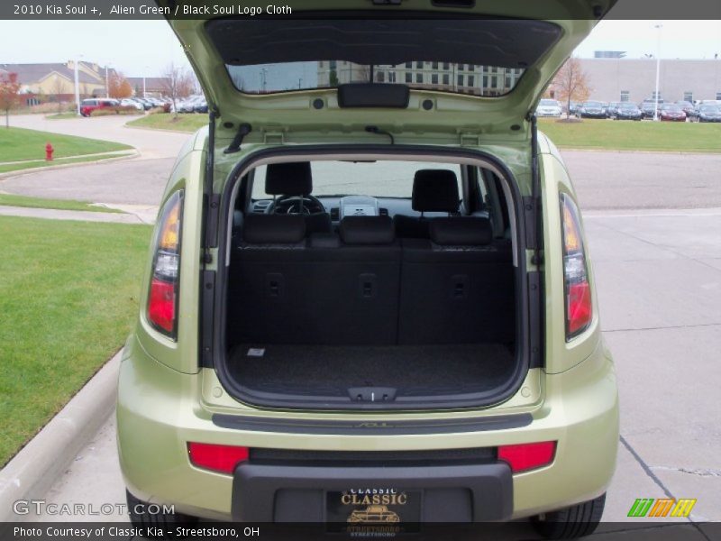 Alien Green / Black Soul Logo Cloth 2010 Kia Soul +